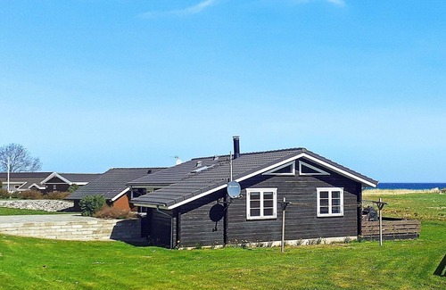 Nordborg House | Seaside Serenity in Nordborg-By Traum