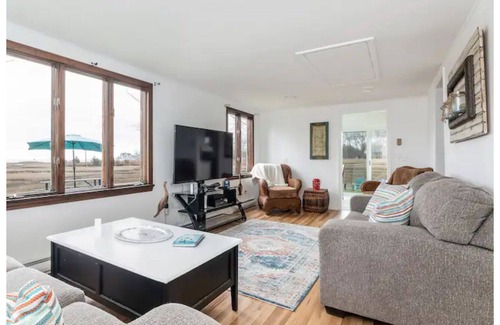 Saybrook Manor Cottage | Seaside Serenity - Old Saybrook, CT