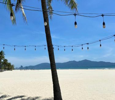 Ngu Hanh Son Apartment | Seaside Serenity Residence - 2 BR Apartment with Beach Access