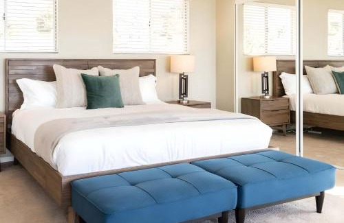 Sunset Cliffs House | Seaside Serenity Stunning Oceanfront Retreat