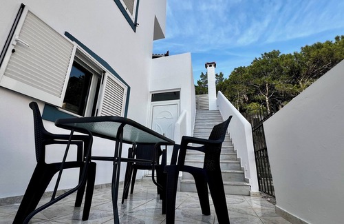 Avlakia Apartment | Seaside studio with private terrace