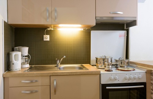 Milatos Beach Apartment | "Seaside Studios", BY THE SEA, in a colorful garden! Ideal for couples