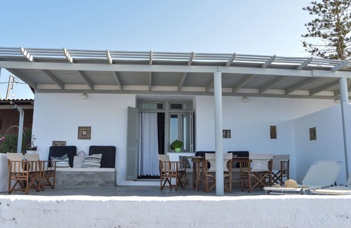 Kalathas Apartment | Seasound I. Amazing apartment into the sea