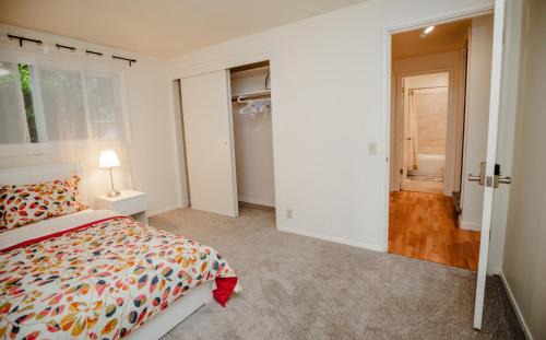 SeaTac House | SeaTac place