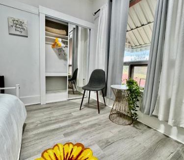 Rainier Valley House | Seattle Home with 2 bedrooms a King bed Queen bed and an Extra Sofa Bed Located 10 minutes from SeaTac Airport and 20 minutes from Downtown