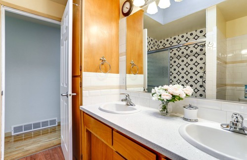 Rainier Valley Apartment | Seattle Vacation Rental w/ Fireplace & Grill!