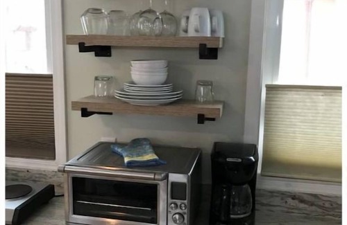 Brighton House | Seattle’s Tiny Home. Easy City Access!