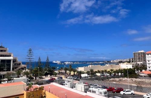 Los Cristianos Apartment | SEAVIEW AND SUNSET Modern Apartment