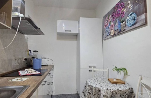 Sliema Apartment | Seaview Cozy Stay in a Prime Sliema Location
