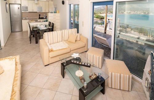 Papadhianika Apartment | SeaView flat steps to the Beach