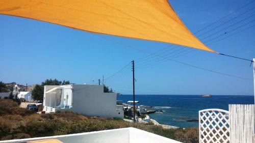 Mandrakia House | Seaview House Mandrakia