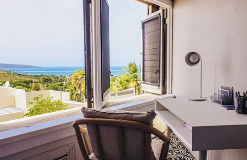 Teagues Bay Villa | Seaview Paradise; located on Golf course!