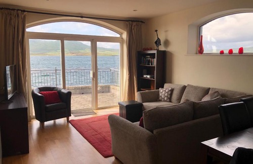 Knightstown Apartment | Seaview Reenellen