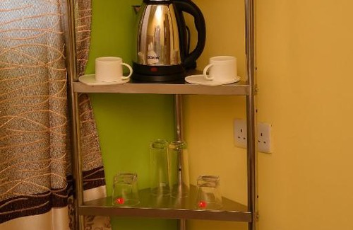 Calebasses Bed & Breakfast | Seaview Resort & Restaurant