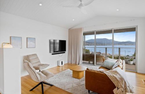 Tranmere House | Seaview Serenity