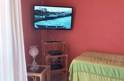 Marsalforn Apartment | Seaview two bedroom apartment in Marsalforn Gozo