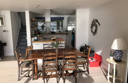 Seaton House | “Seawards”. House with panoramic sea views, set directly above the SW Coast Path