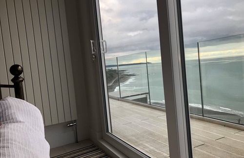 Seaton House | “Seawards”. House with panoramic sea views, set directly above the SW Coast Path