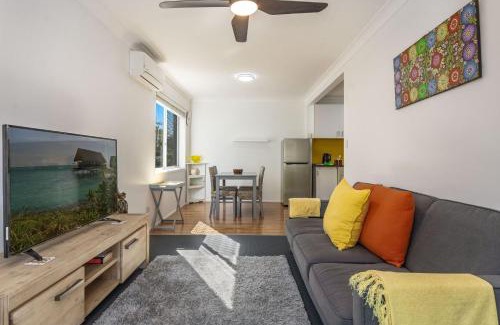 Yamba Apartment | Seawest 2 - Entrance Wooli Street