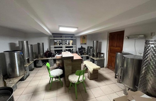 Holic Apartment | Sebe apartments 1