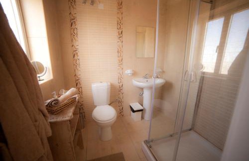 Mgarr House | Secco's Seaview Accommodation