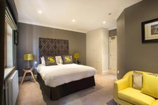 Martlesham Heath Hotel | Seckford Hall Hotel & Spa