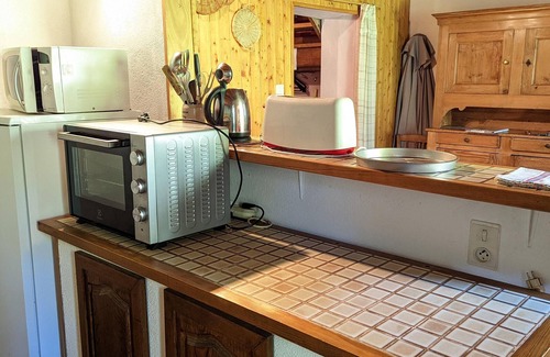 Miellin Cottage | Secluded Vosges house with fireplace, hiking, and private parking
