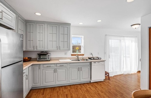 Basalt House | Secluded 2 Acres Walk To Willit