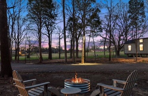Athens House | Secluded 2-bedroom tiny home, gated with dog park