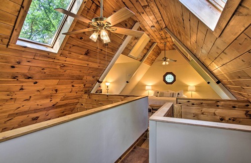 Wauzeka Cabin | Secluded A-Frame Hideaway w/Wraparound Deck!