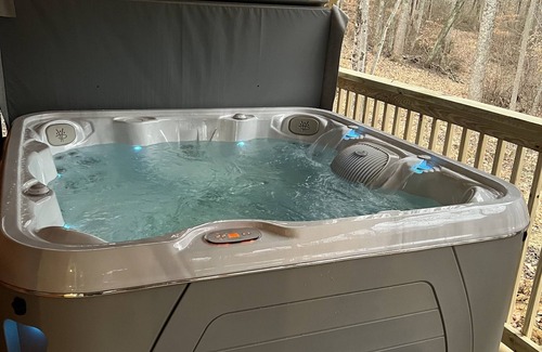 Logan Cabin | Secluded and close to all attractions. No cleaning fees!