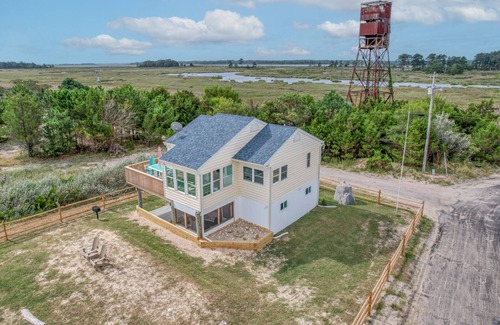 Milford House | Secluded Beach home with amazing views.