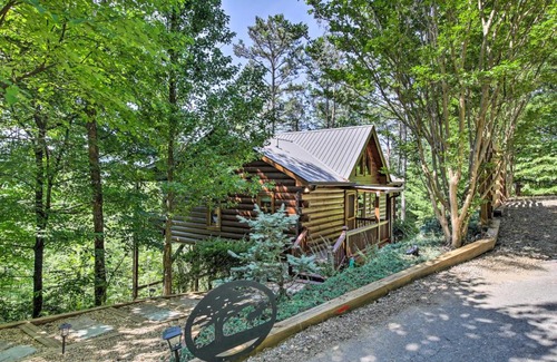 Blue Ridge House | Secluded Blue Ridge Cabin Walk to Trails!