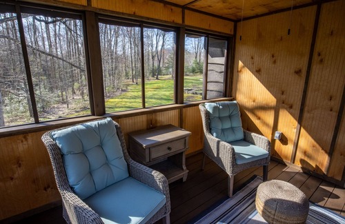 Edmond House | Secluded but only 5 minutes from New River Gorge Bridge