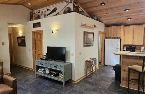 Heber Cabin | Secluded cabin nestled in the woods