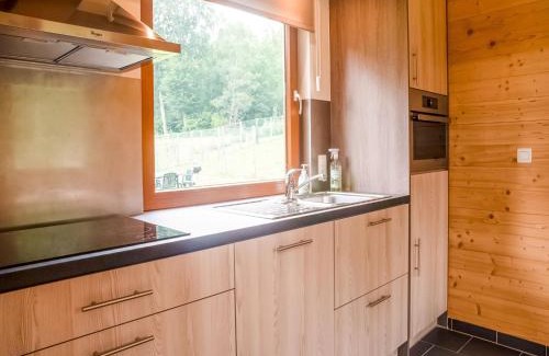 Commanster Ski Chalet | Secluded Chalet in Rogery