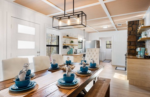 Octavia Cottage | Secluded Cottage on 50 Acres - -30 min from Hochatown