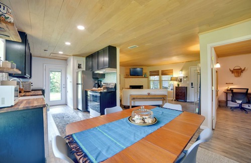 Winnsboro House | Secluded Getaway on ~10 Acres in The Piney Woods!