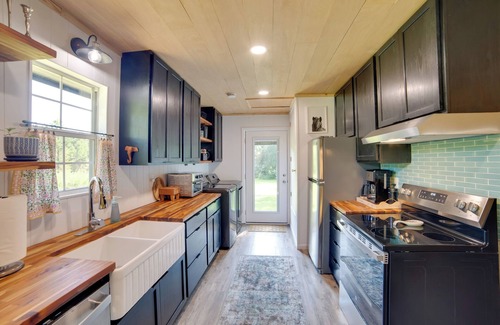 Winnsboro House | Secluded Getaway on ~10 Acres in The Piney Woods!