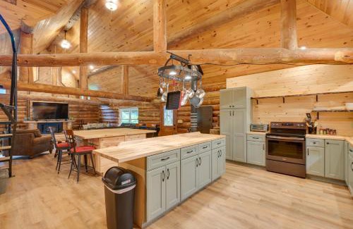 Greenville House | Secluded Greenville Cabin Walk to Moosehead Lake!