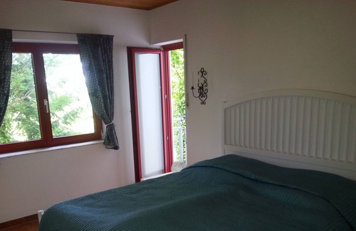 Oberdurenbach House | Secluded holiday home on the outskirts, 2 large sun terraces, garden