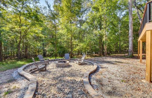 Gainesville House | Secluded Lake Lanier Cabin with Game Area