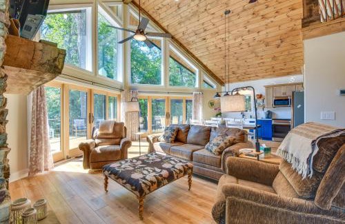 Gainesville House | Secluded Lake Lanier Cabin with Game Area