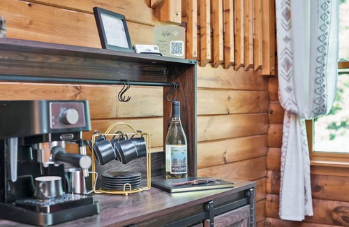 Newfoundland Cabin | Secluded Log Cabin w/Hot Tub, Fire Pit, Game Room