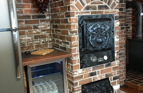 Stone Creek Cabin | Secluded Log Cabin on 300 Acres Near the Heart of Amish Country Ohio