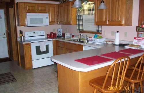 La Follette Cabin | Secluded Lynch Hollow Lagoon Cabin