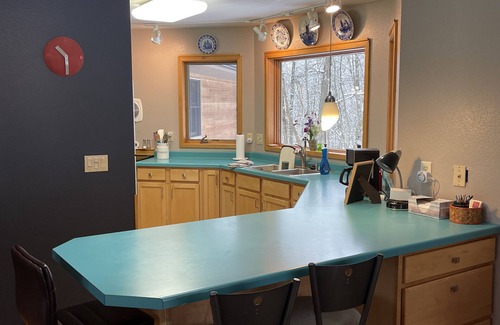 Baraboo House | Secluded Mid-Century 10 minutes from Devils Lake State Park, Baraboo & skiing