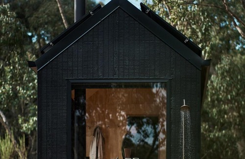 Mount Alexander Shire House | Secluded off-Grid cabin with water views - Marcel