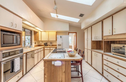 Samsula-Spruce Creek House | Secluded Pondview Fly-In Haven