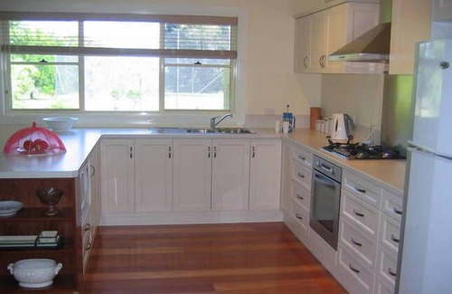 Bundanoon Apartment | SECLUDED, QUIET, PRIVATE "FERNDALE" B&B Farm Stay n5mins to BUNDANOON or EXETER